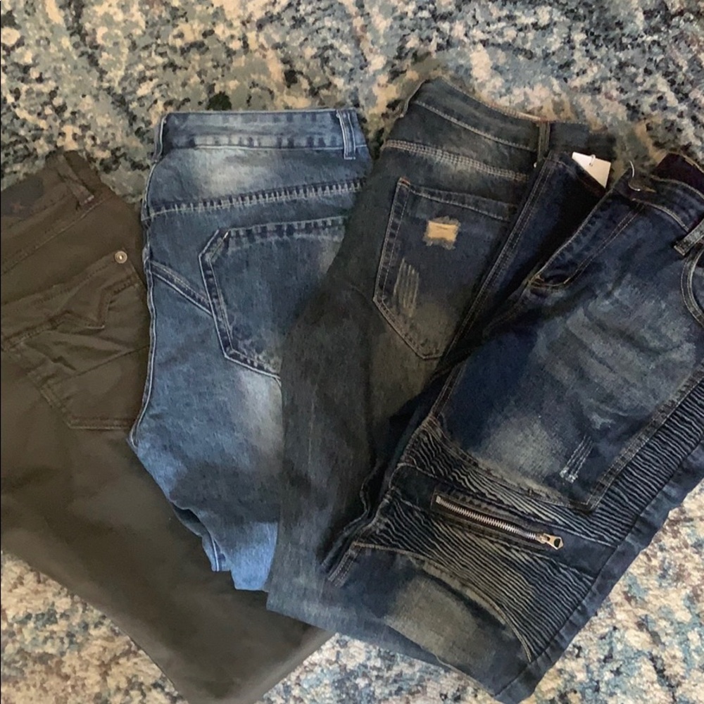 4 pair of excellent condition